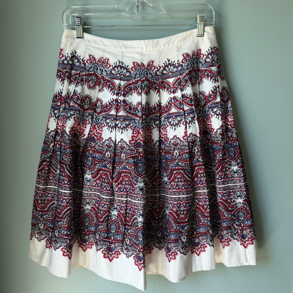 Talbots Ivory Paisley Print Pleated Knee Length Skirt Red Blue Cotton 4P Petite